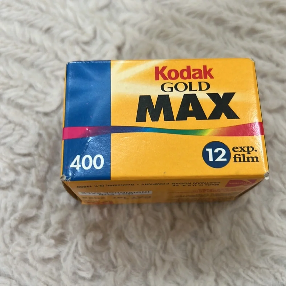 Kodak Gold Max 400 12 exp. film - new in box, vintage expired